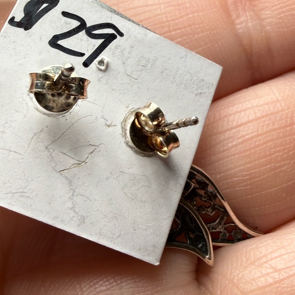 925 Sterling Silver and amethyst Dangle Earrings - Picture 3 of 4